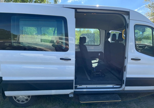 Ford Transit cena 69000 przebieg: 175000, rok produkcji 2020 z Szczecin małe 137
